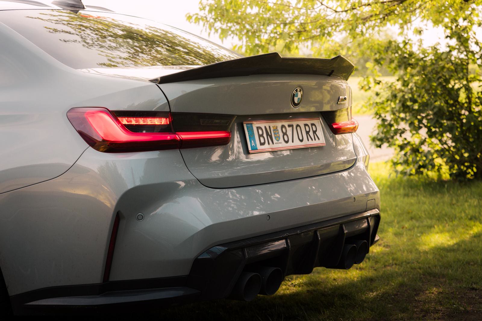BMW M3 G80 Heck Auspuff Sportwagen Vermietung Österreich